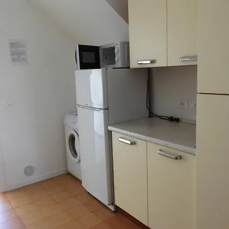 Charming With Private Garden * 圣玛格丽塔波尔勒港