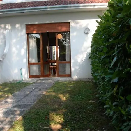 Charming With Private Garden Villa Porto Santa Margherita di Caorle