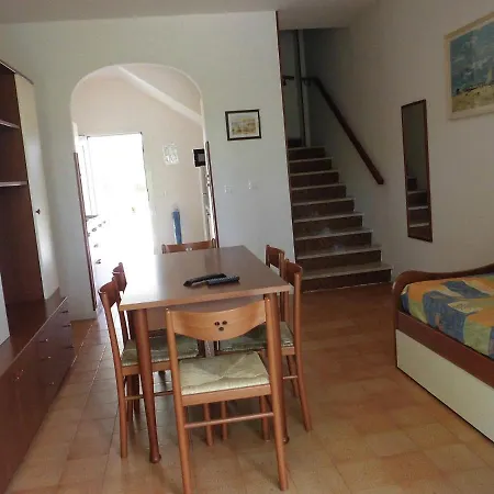 Villa Charming With Private Garden *